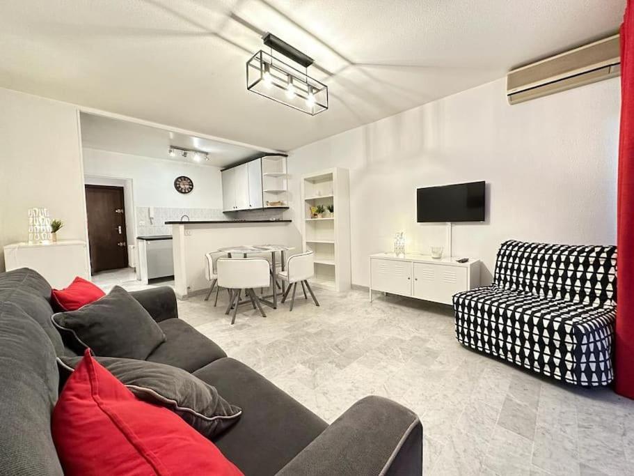 Beau Studio Centre Juan Les Pins A 300M Des Plages أنتيب المظهر الخارجي الصورة