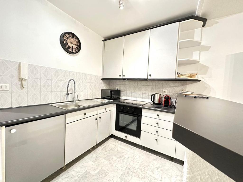 Beau Studio Centre Juan Les Pins A 300M Des Plages أنتيب المظهر الخارجي الصورة